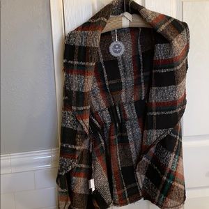 Wool blend sleeveless vest